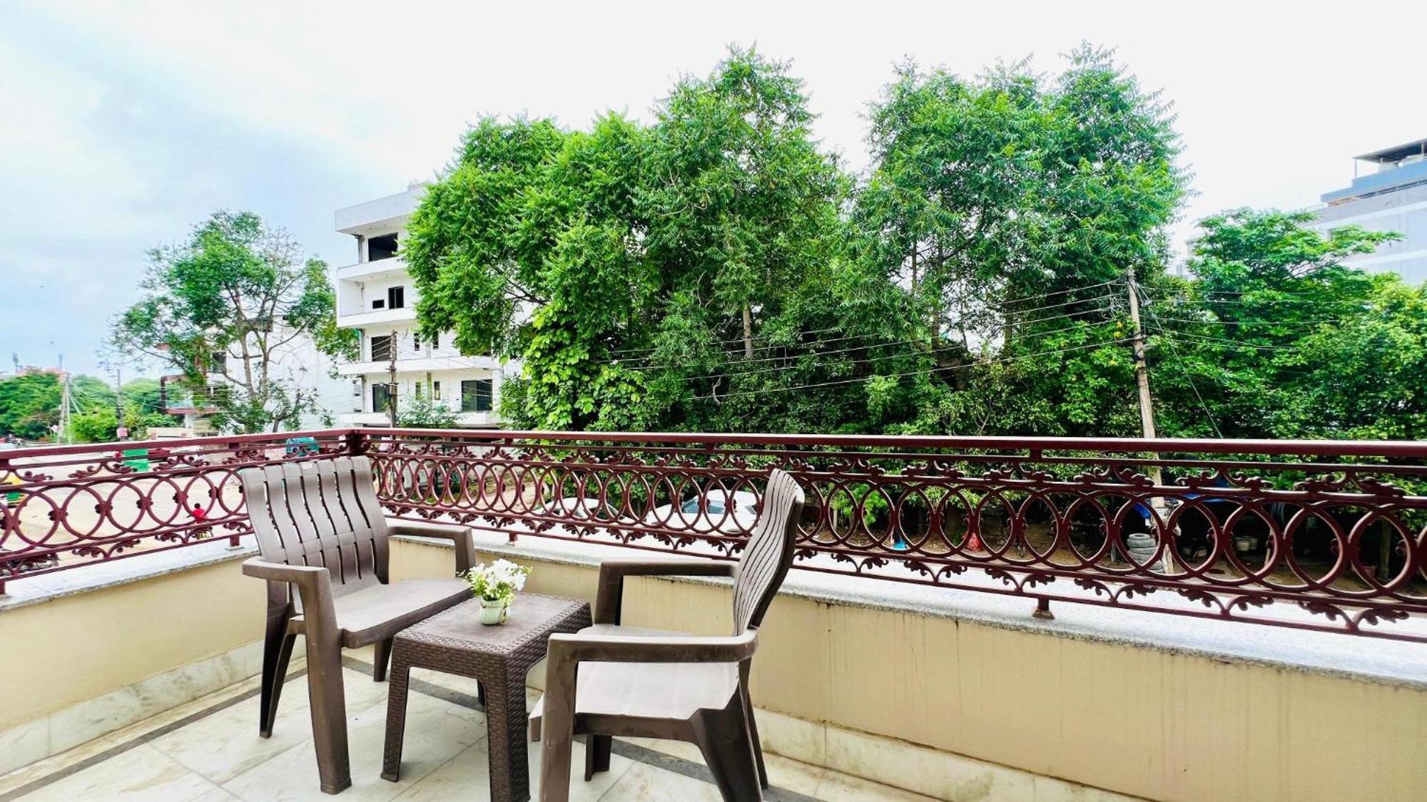 Bluo Studio1 Golf Course Road, Gym, Balcony Garden 古尔冈 外观 照片